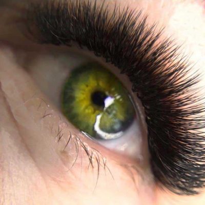 Du suchst eine Lash Stylistin Ausbildung?