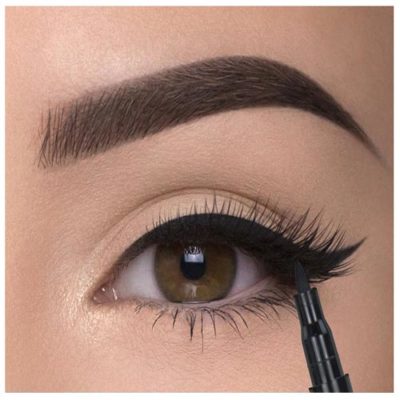 5 Tipps für den perfekten Lidstrich bei einer Wimpernverlängerung